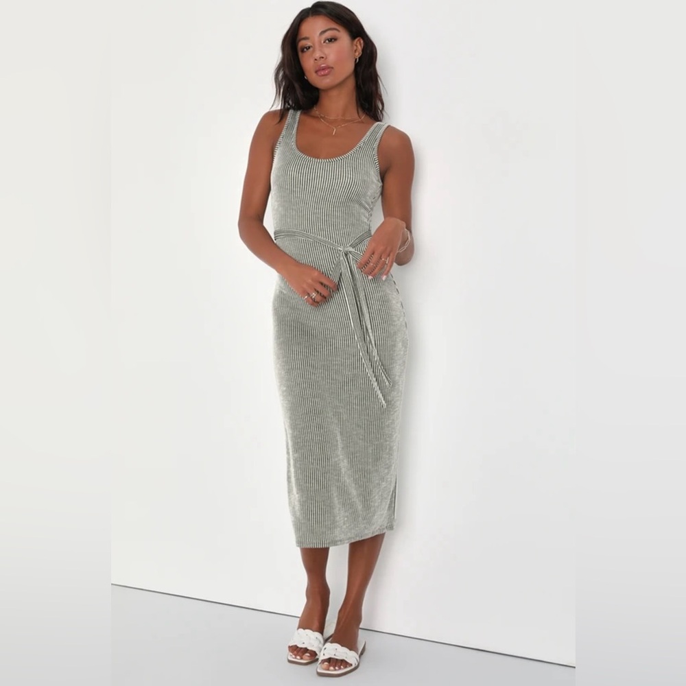 Lulus Green and White Ribbed Midi Dress - Never Worn